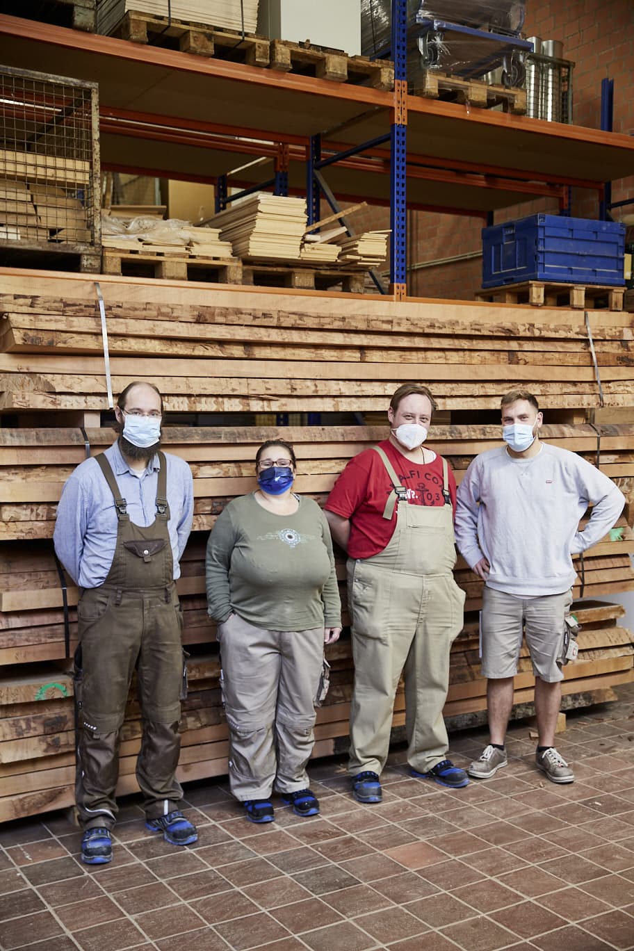 Inklusives Team des HolzWerks der Recklinghäuser Werkstätten